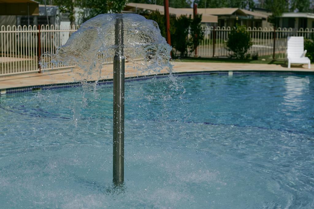 Sun Country Lifestyle Park Hotel Mulwala Exterior photo